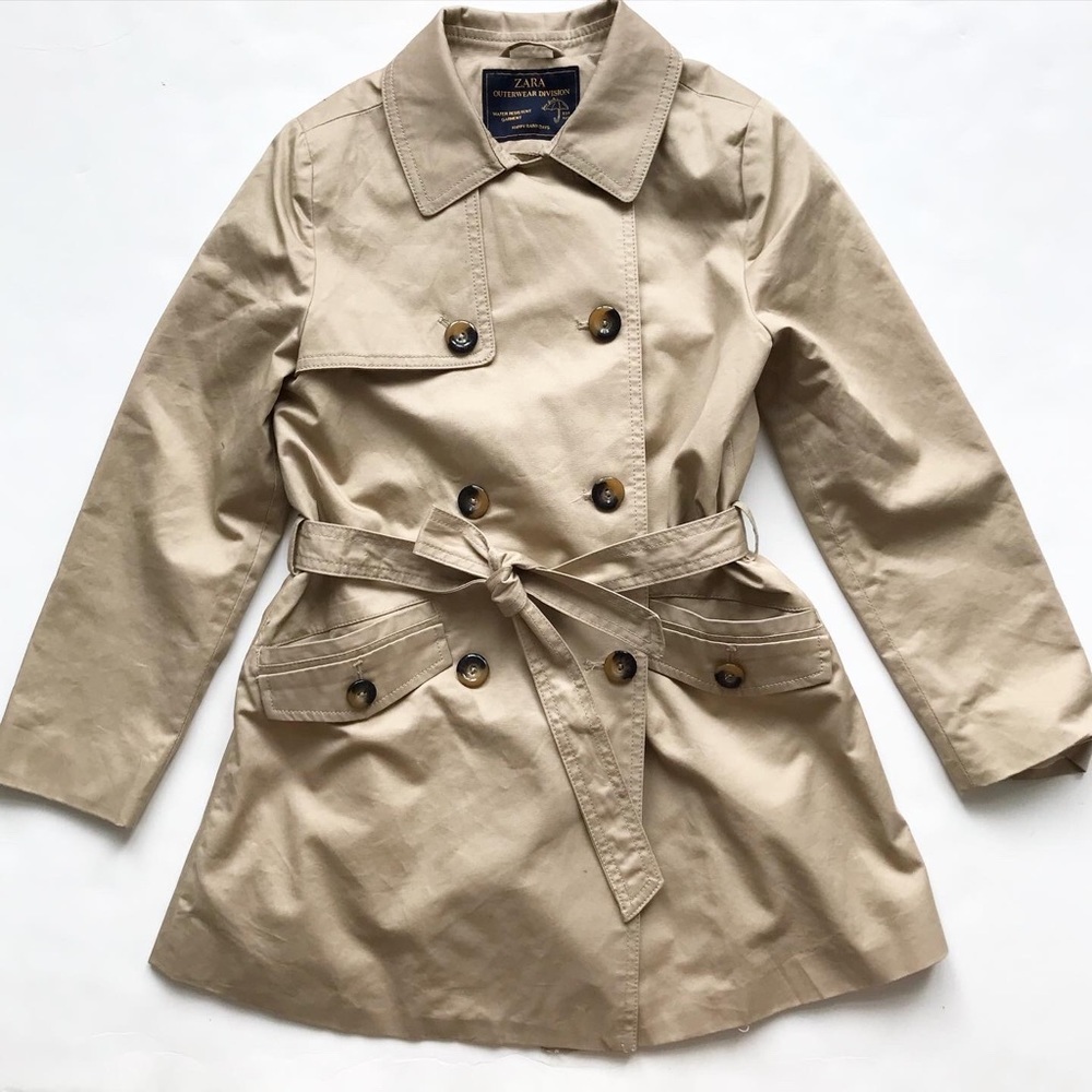 Zara trench jacket VGUC - sleeve flaw 9/10Y